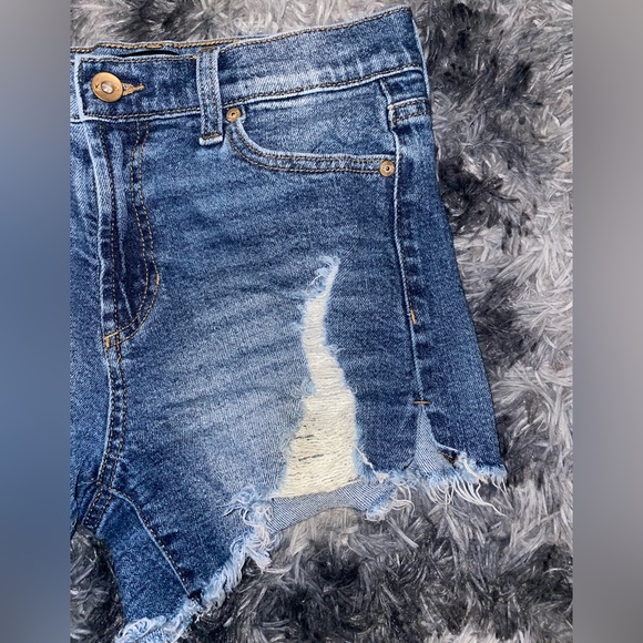 Kendall+kylie Jean shorts - Picture 7 of 7